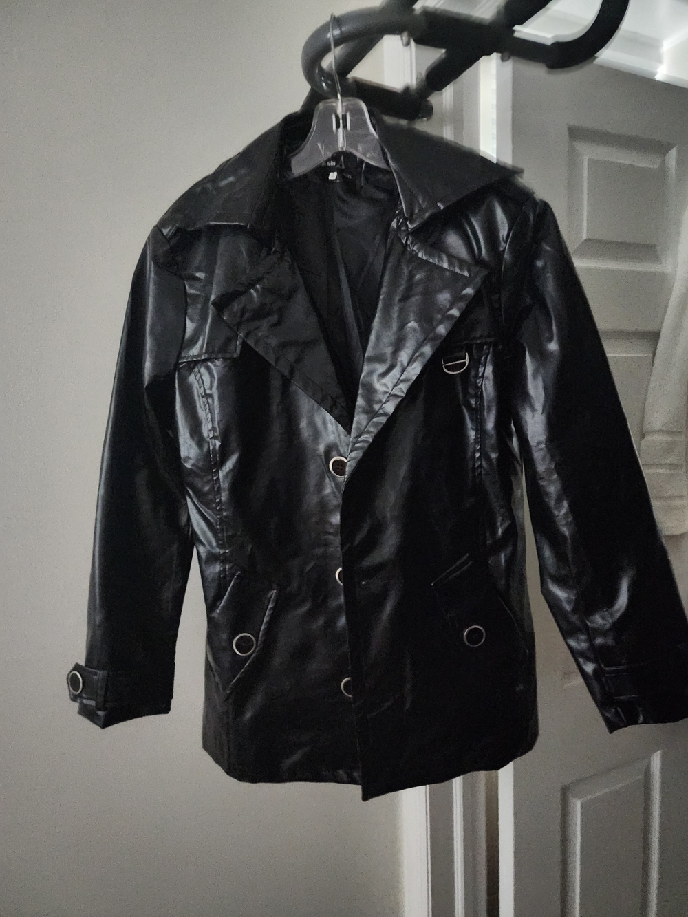 Black No Leather Thin Trench Coat with Ring Hardware